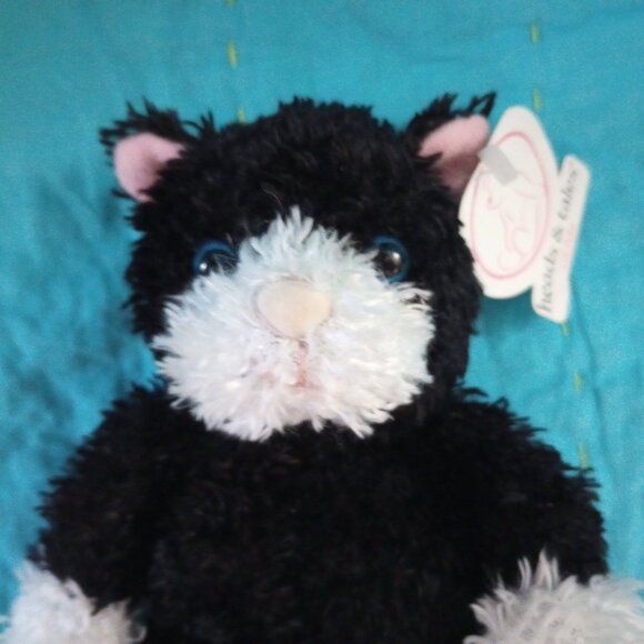 Heads & Tales by GUND Black & White Plush Kitten/Cat with Blue Eyes - Picture 4 of 9